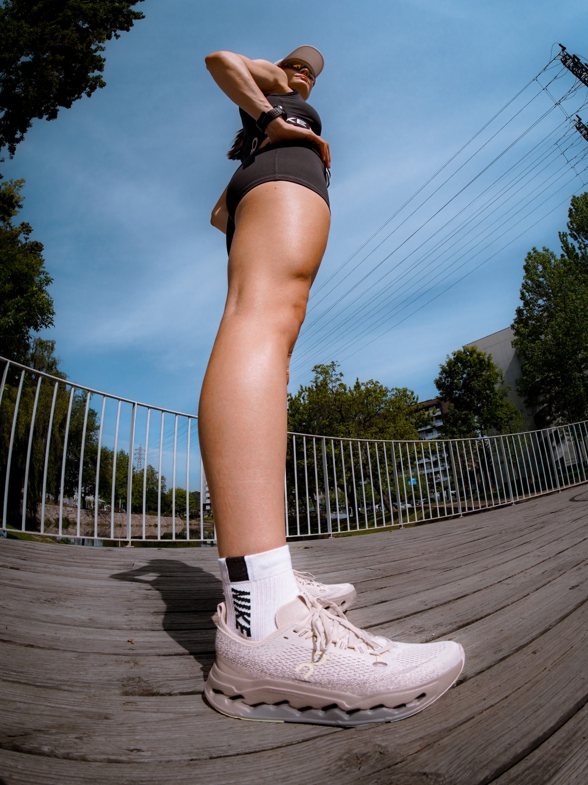 Sapatilhas de Running On Running Cloudsurfer Max Bege W