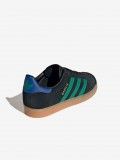 Sapatilhas Adidas Gazelle C Pretas, Azuis e Verdes Em Camur�a
