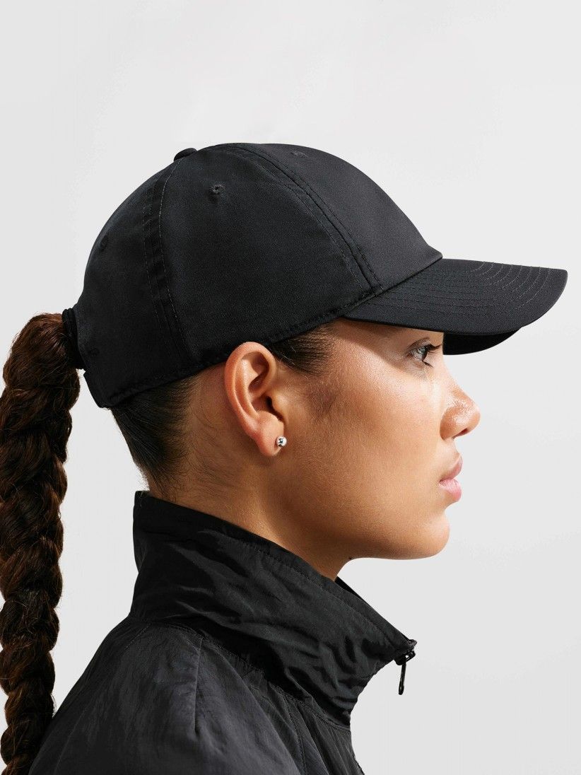 Nike Dri-FIT Club Unstructured Metal Swoosh Black Cap Nike Dri-FIT Club Unstructured Metal Swoosh Black Cap