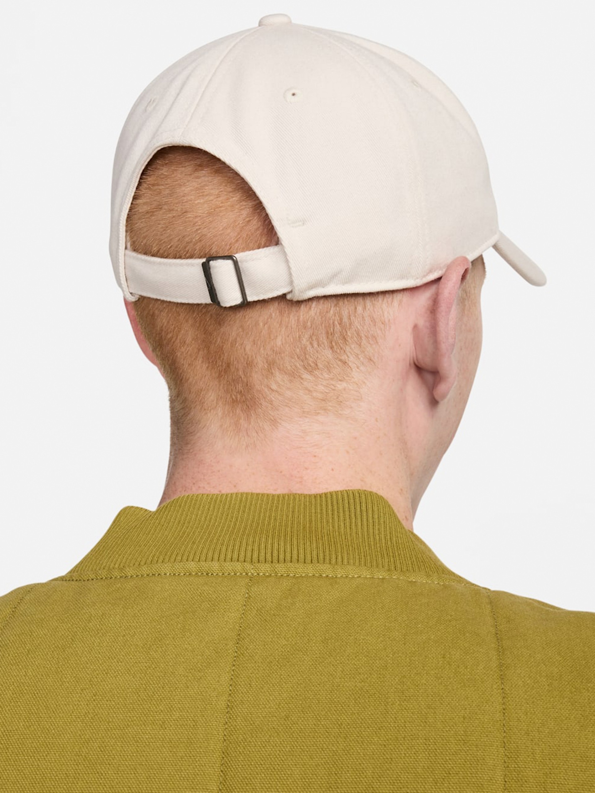 Boné Nike Club Unstructured Bege