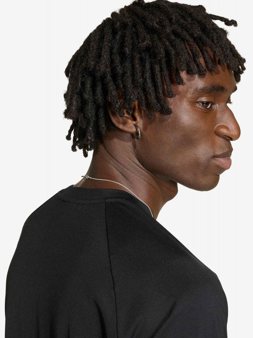 T-shirt Adidas Tech Trefoil Essentials Poli�ster Preta
