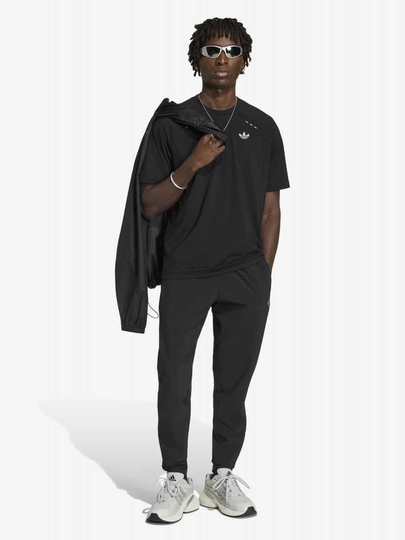 T-shirt Adidas Tech Trefoil Essentials Poli�ster Preta