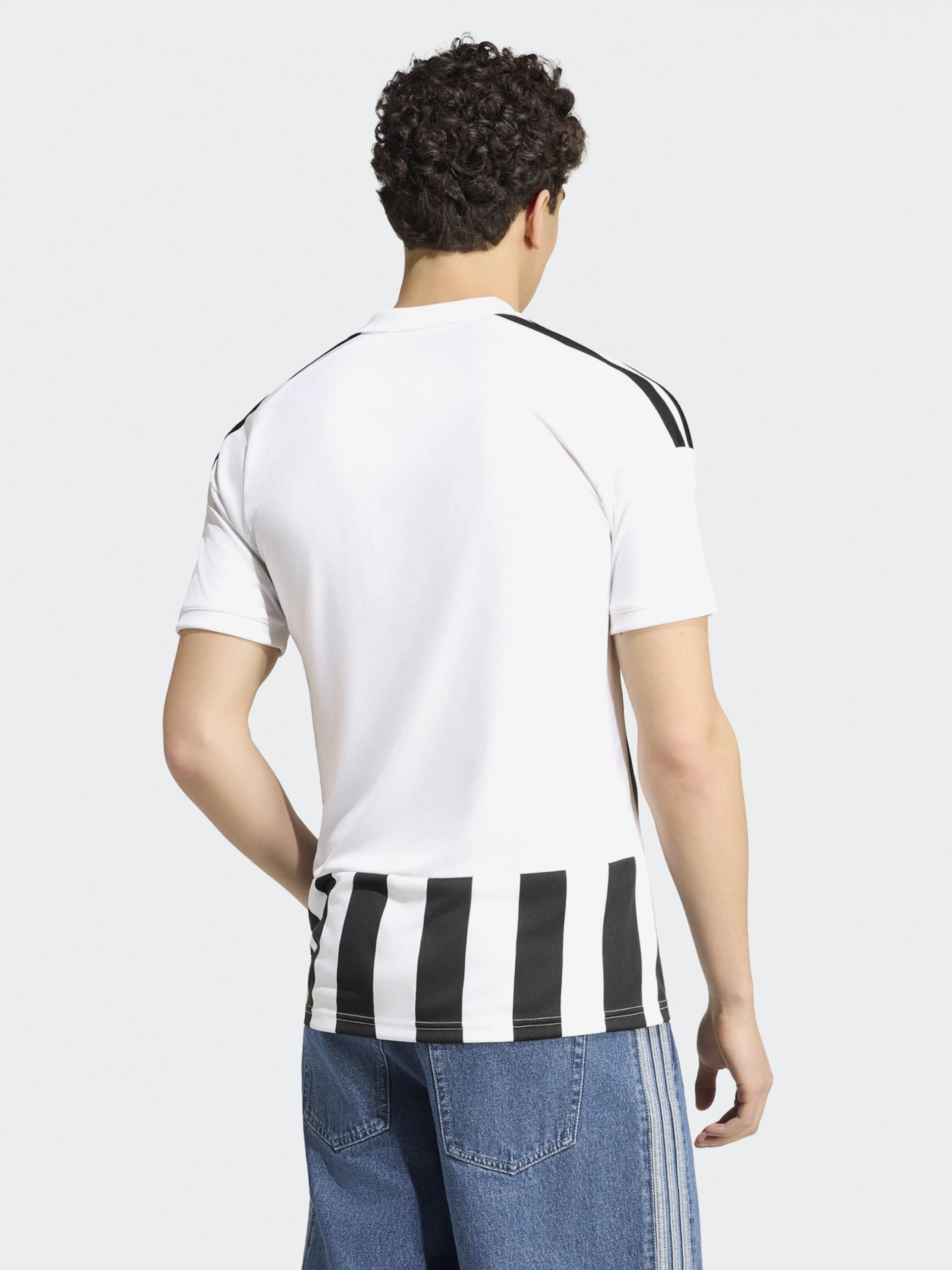 Adidas Juventus F. C. Home 26/27 Jersey
