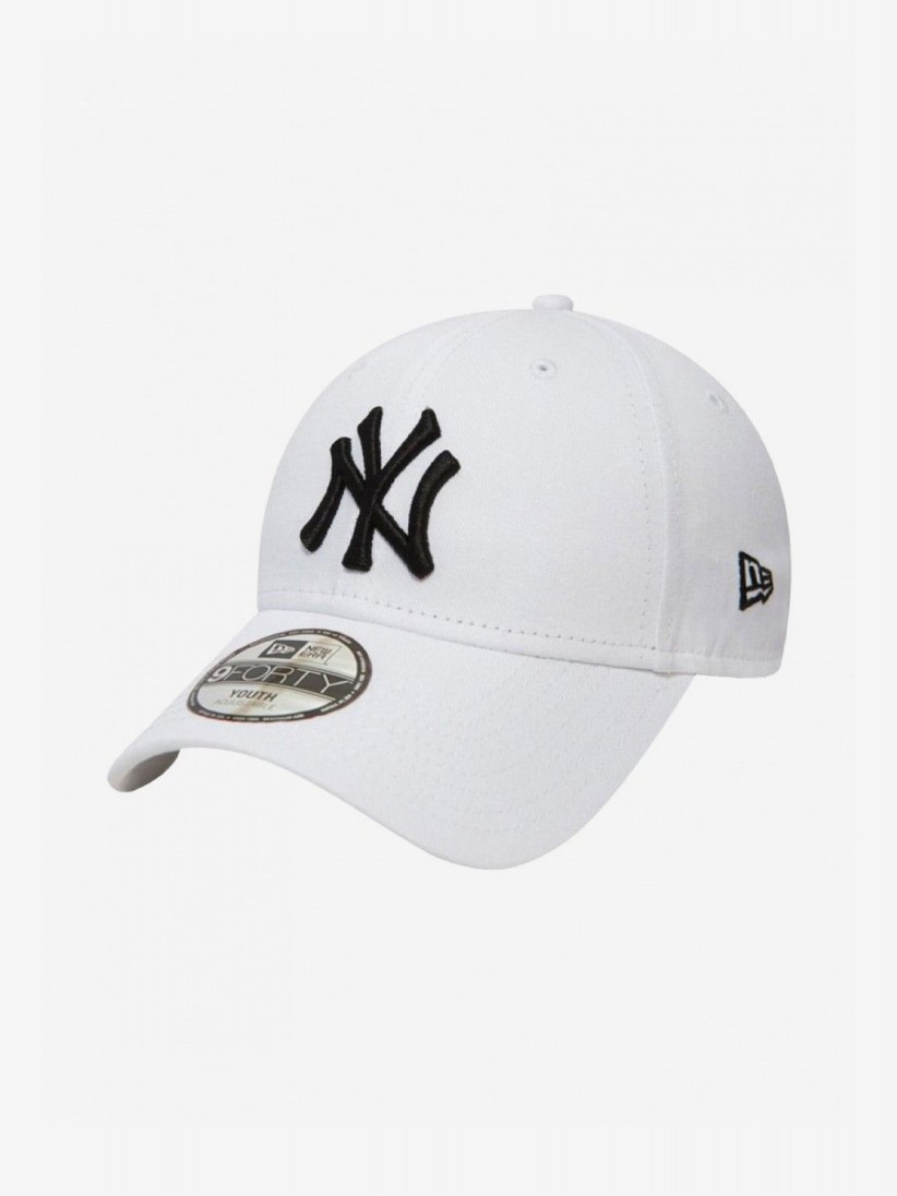 New Era New York Yankees Essential 9FORTY Kids White and Black Cap New Era New York Yankees Essential 9FORTY Kids White and Black Cap
