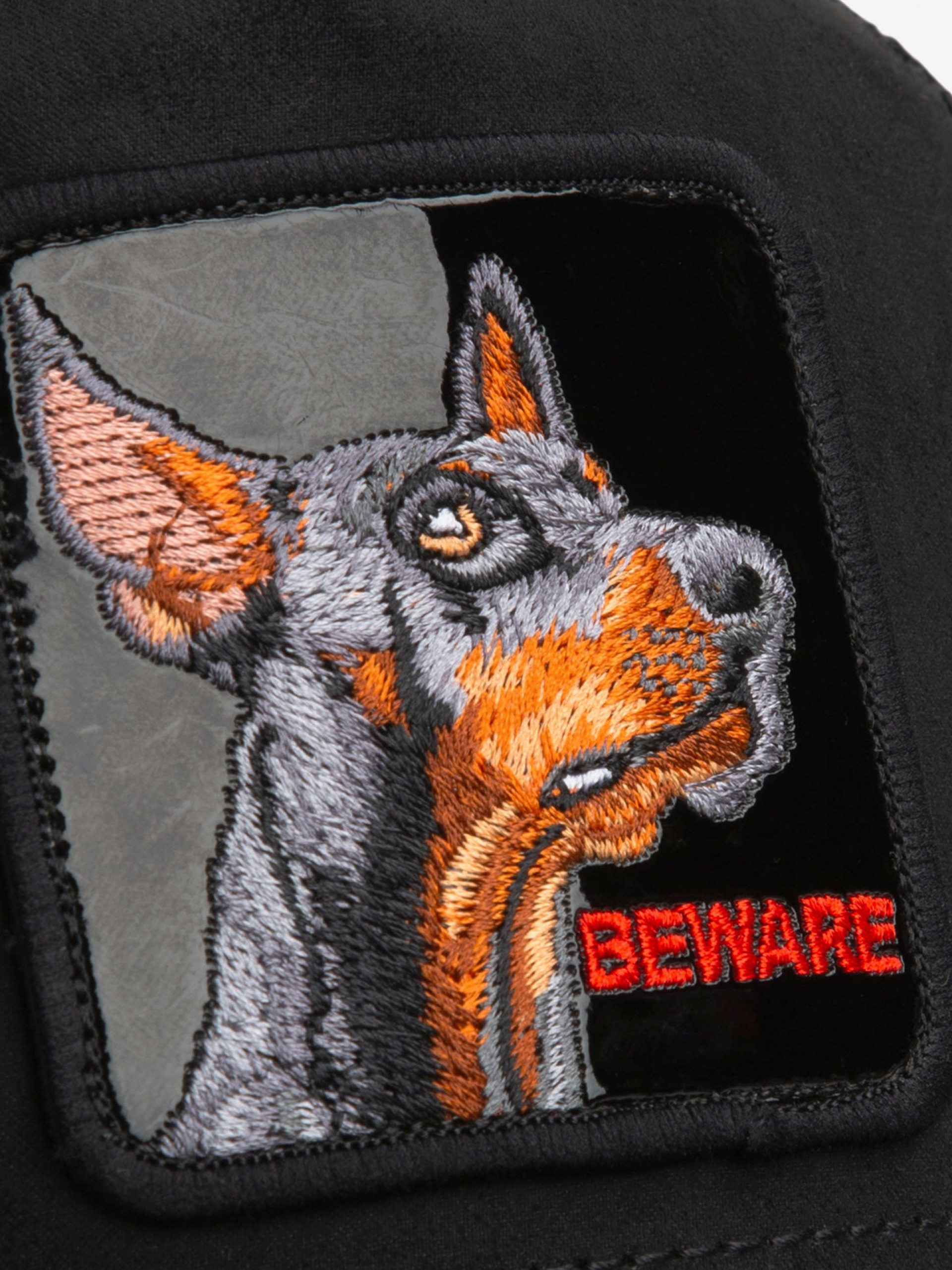 Boné Goorin Bros Suede Black Out Doberman Trucker Preto