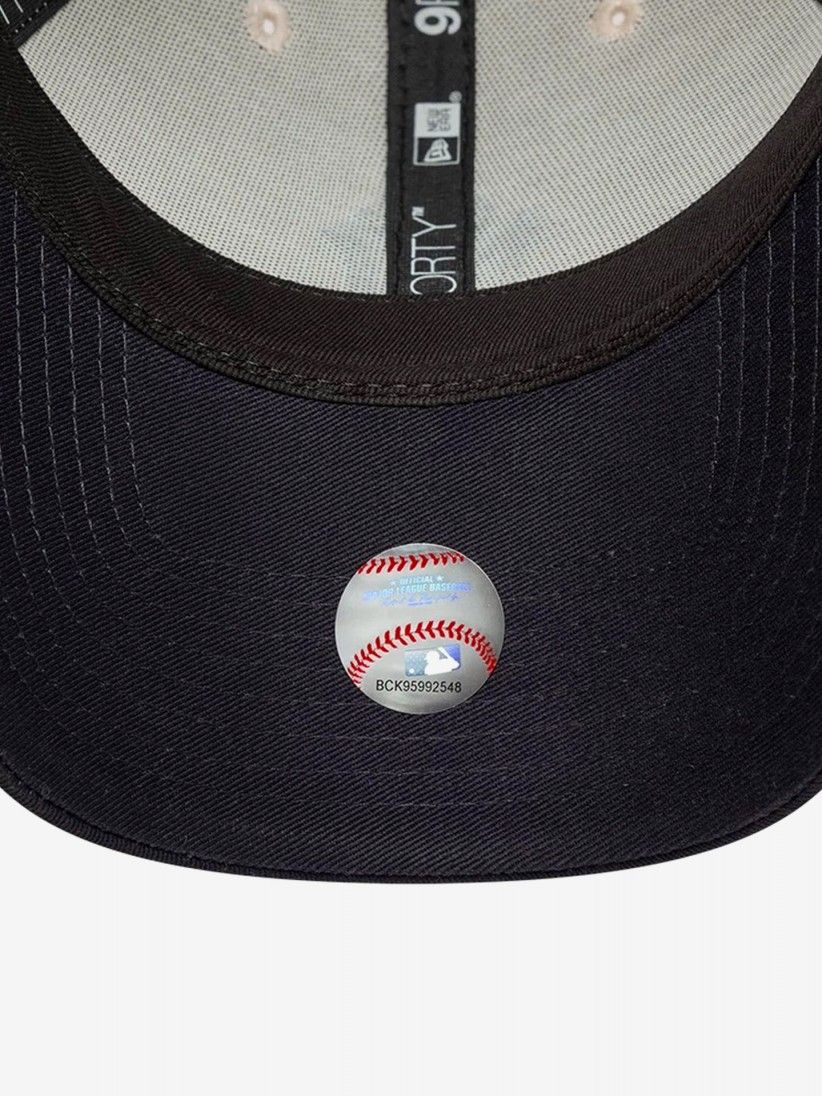New Era New York Yankees World Series Patch 9FORTY Beige and Blue Cap