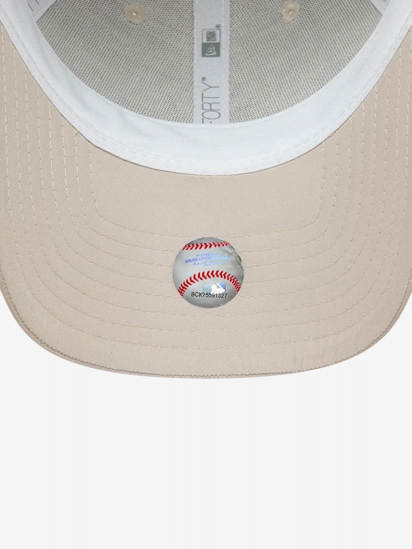 Boné New Era New York Yankees Homefield 9FORTY Trucker Bege e Verde Boné New Era New York Yankees Homefield 9FORTY Trucker Bege e Verde