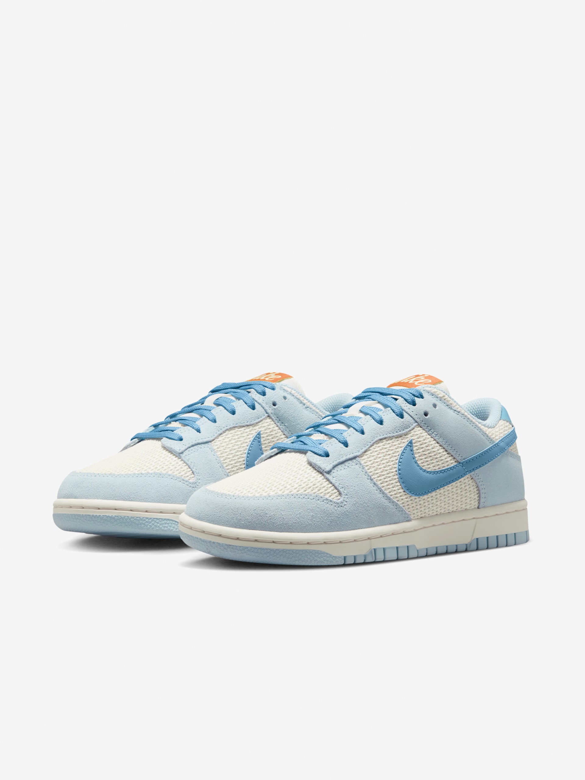 Zapatillas Nike Dunk Low SE Azules y Blancas Para Mujer