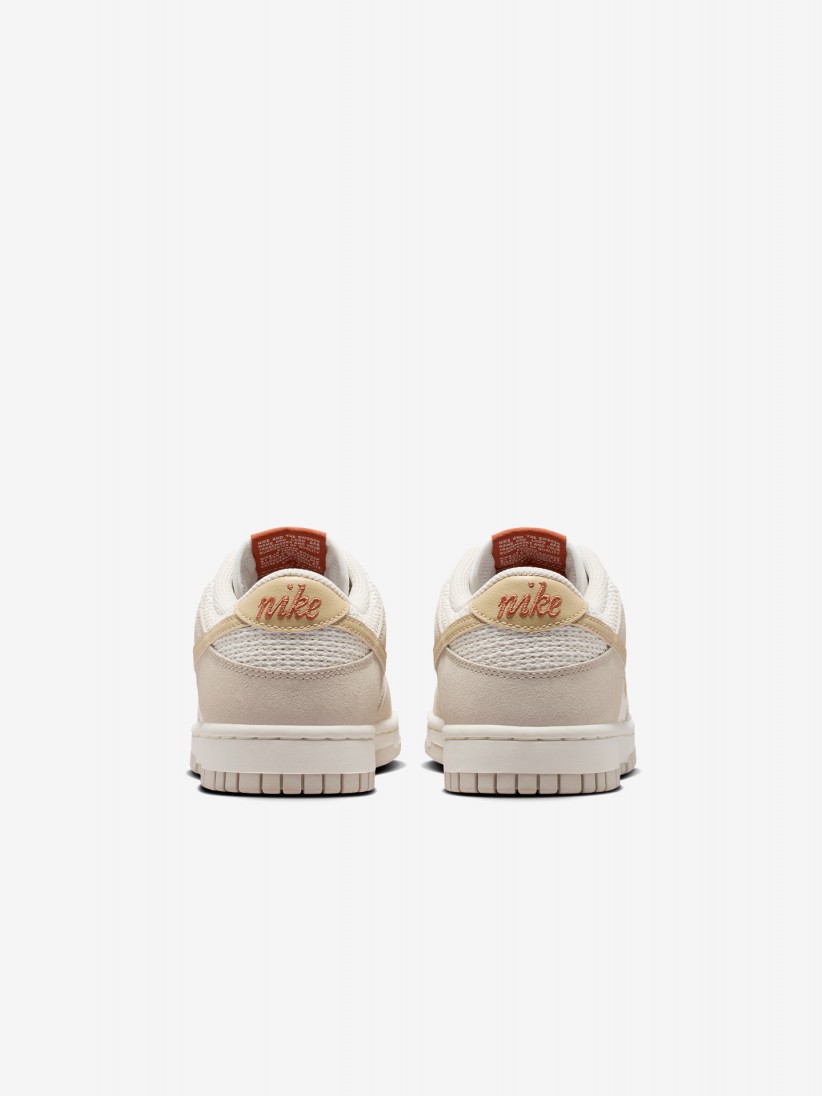 Sapatilhas Nike Dunk Low SE Bege e Brancas Para Mulher Sapatilhas Nike Dunk Low SE Bege e Brancas Para Mulher