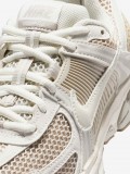 Sapatilhas Nike Vomero 5 Bege e Cinzentas J�nior