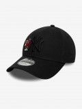 New Era New York Yankees Tonal Icon 9FORTY Black Cap New Era New York Yankees Tonal Icon 9FORTY Black Cap