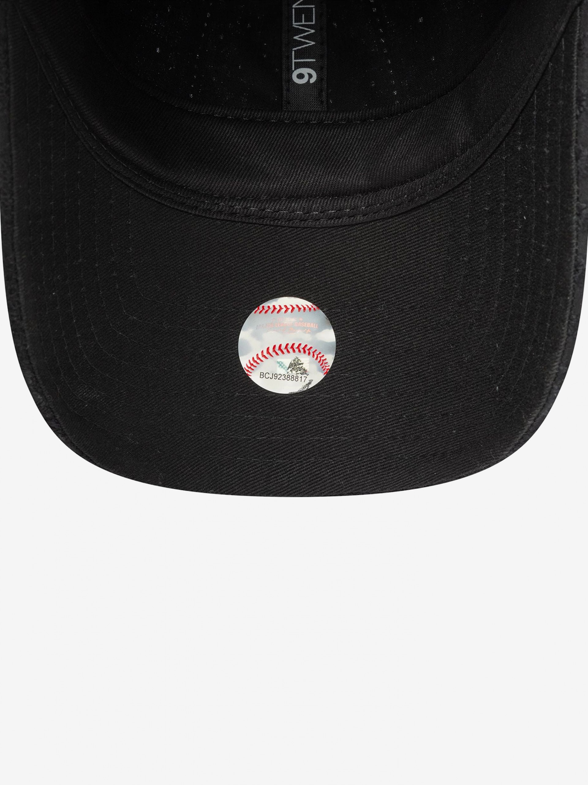 Boné New Era New York Yankees Broderie 9TWENTY Preto Para Mulher