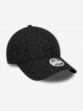 Boné New Era New York Yankees Broderie 9TWENTY Preto Para Mulher Boné New Era New York Yankees Broderie 9TWENTY Preto Para Mulher