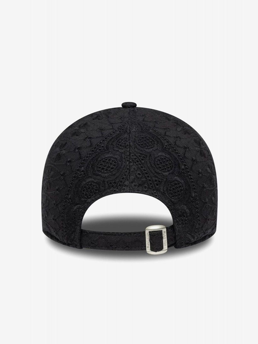 Boné New Era New York Yankees Broderie 9TWENTY Preto Para Mulher Boné New Era New York Yankees Broderie 9TWENTY Preto Para Mulher
