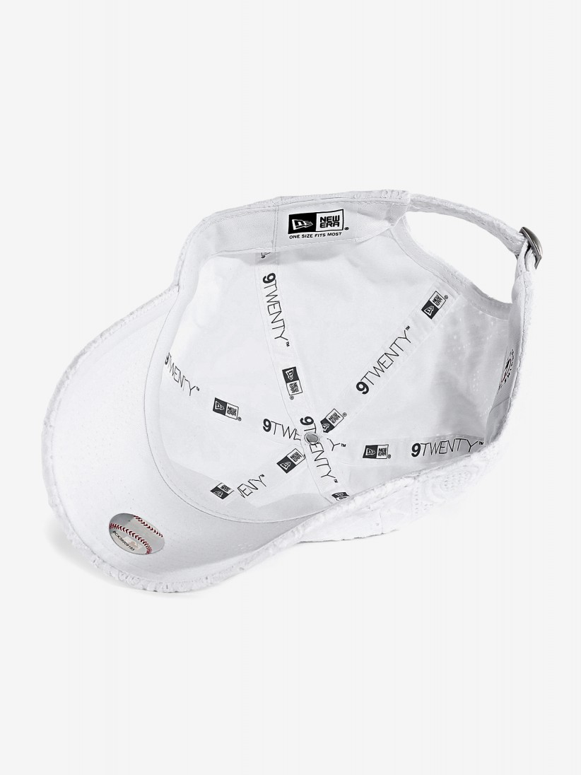 Gorra New Era New York Yankees Broderie 9TWENTY Blanca Para Mujer Gorra New Era New York Yankees Broderie 9TWENTY Blanca Para Mujer