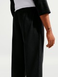 Nike Sportswear Club Knit Open-Hem Black Trousers For Men Nike Sportswear Club Knit Open-Hem Black Trousers For Men