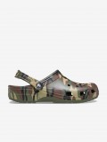 Crocs Classic Clog Camouflage Pattern Sandals Crocs Classic Clog Camouflage Pattern Sandals