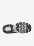 Sapatilhas Nike Air Max Moto 2K Brancas e Cinzentas Para Homem Sapatilhas Nike Air Max Moto 2K Brancas e Cinzentas Para Homem