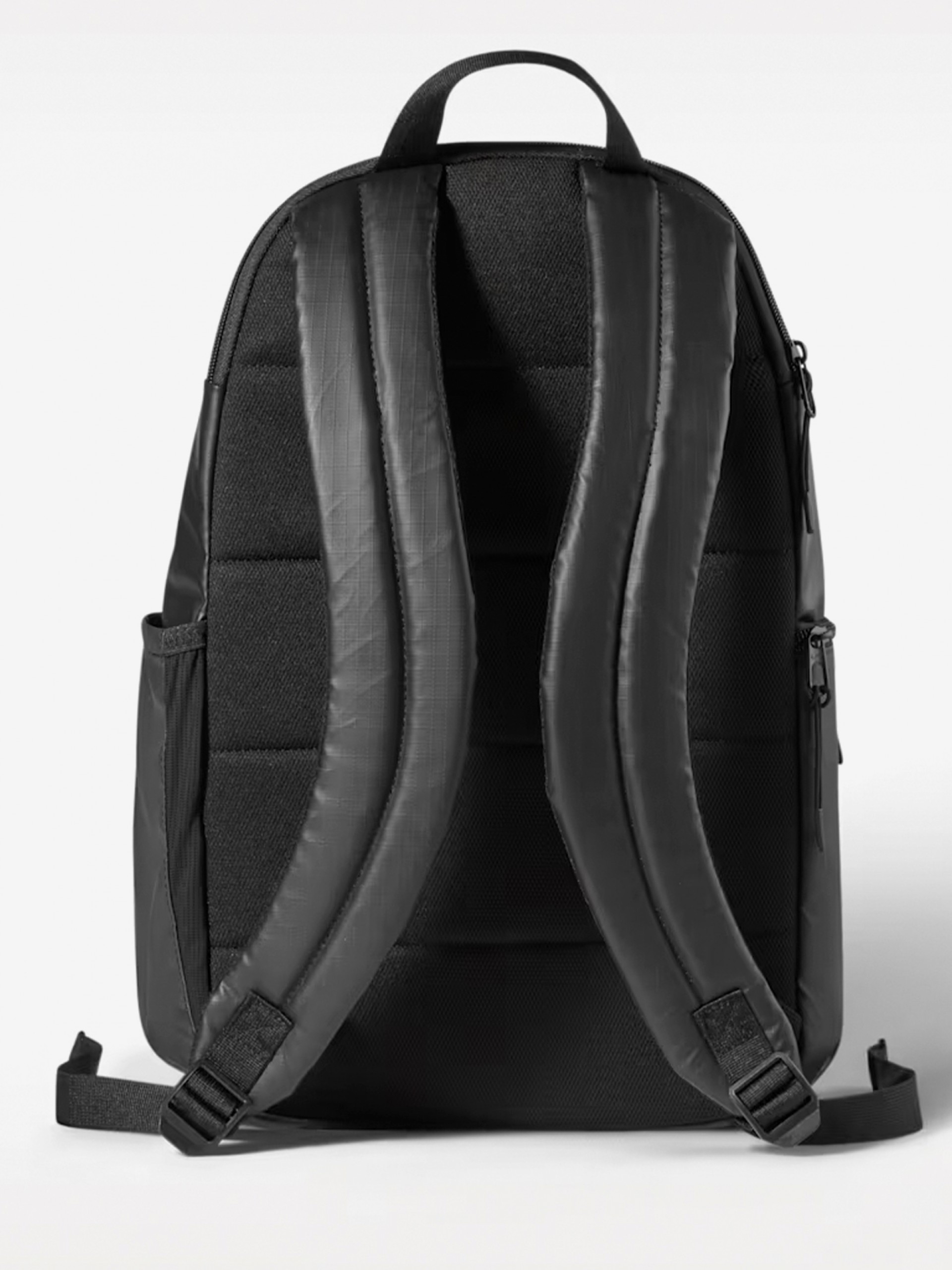 Nike Heritage 2.0 Eugene 20L Black Winter Backpack