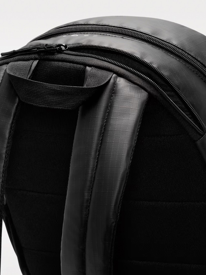 Nike Heritage 2.0 Eugene 20L Black Winter Backpack Nike Heritage 2.0 Eugene 20L Black Winter Backpack