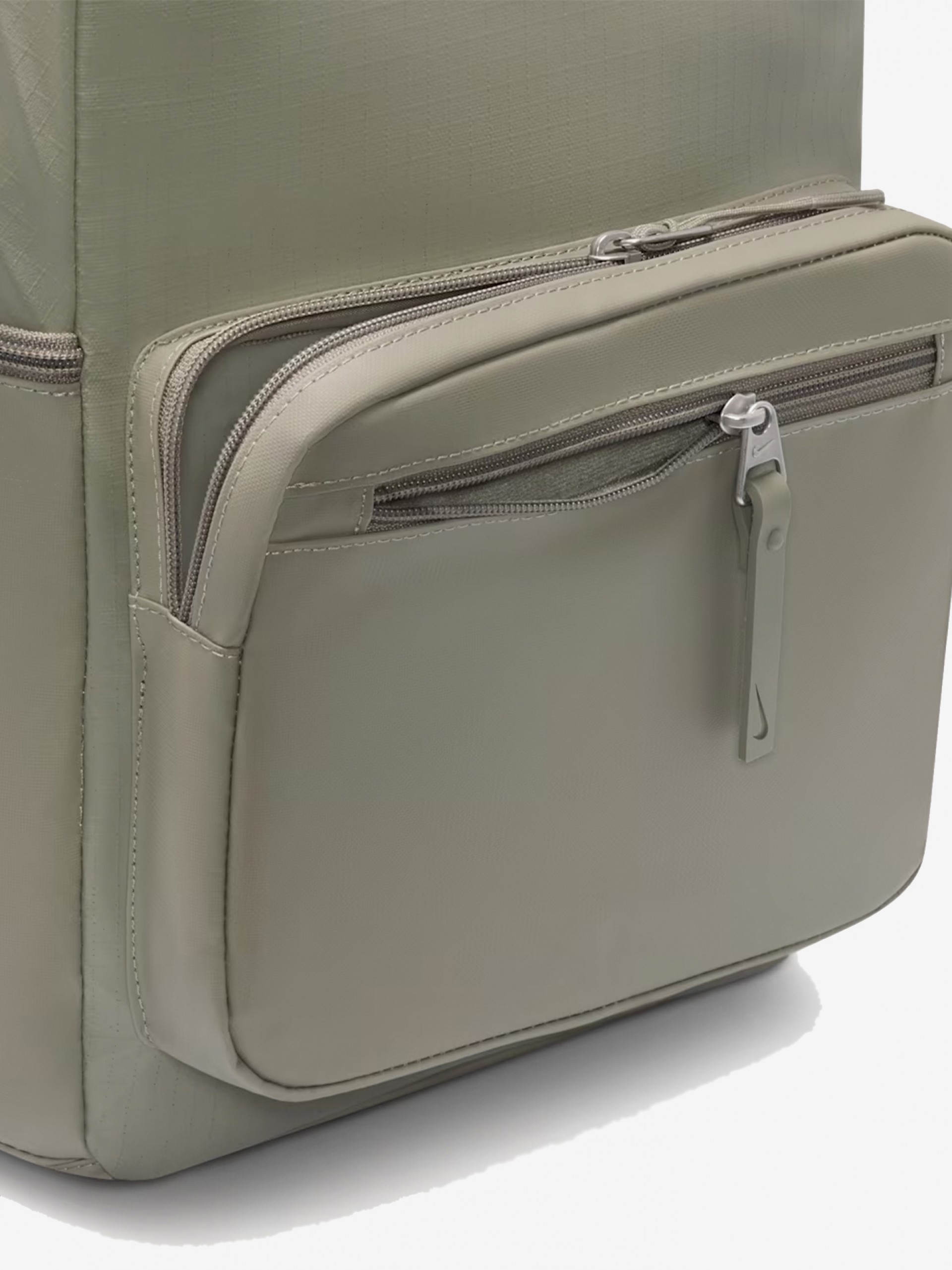 Nike Heritage 2.0 Eugene 20L Green Winter Backpack