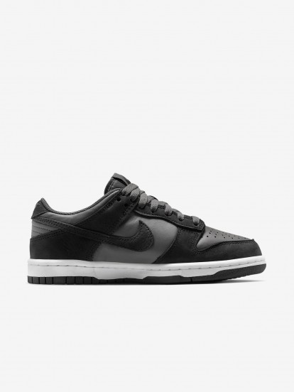 Nike Dunk Low SE Grey and Black Junior Sneakers Nike Dunk Low SE Grey and Black Junior Sneakers