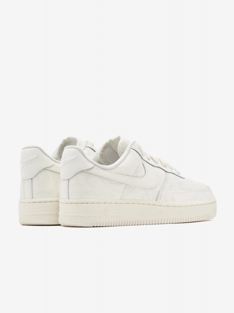 Sapatilhas Nike Air Force 1 07 Premium Bege Para Mulher