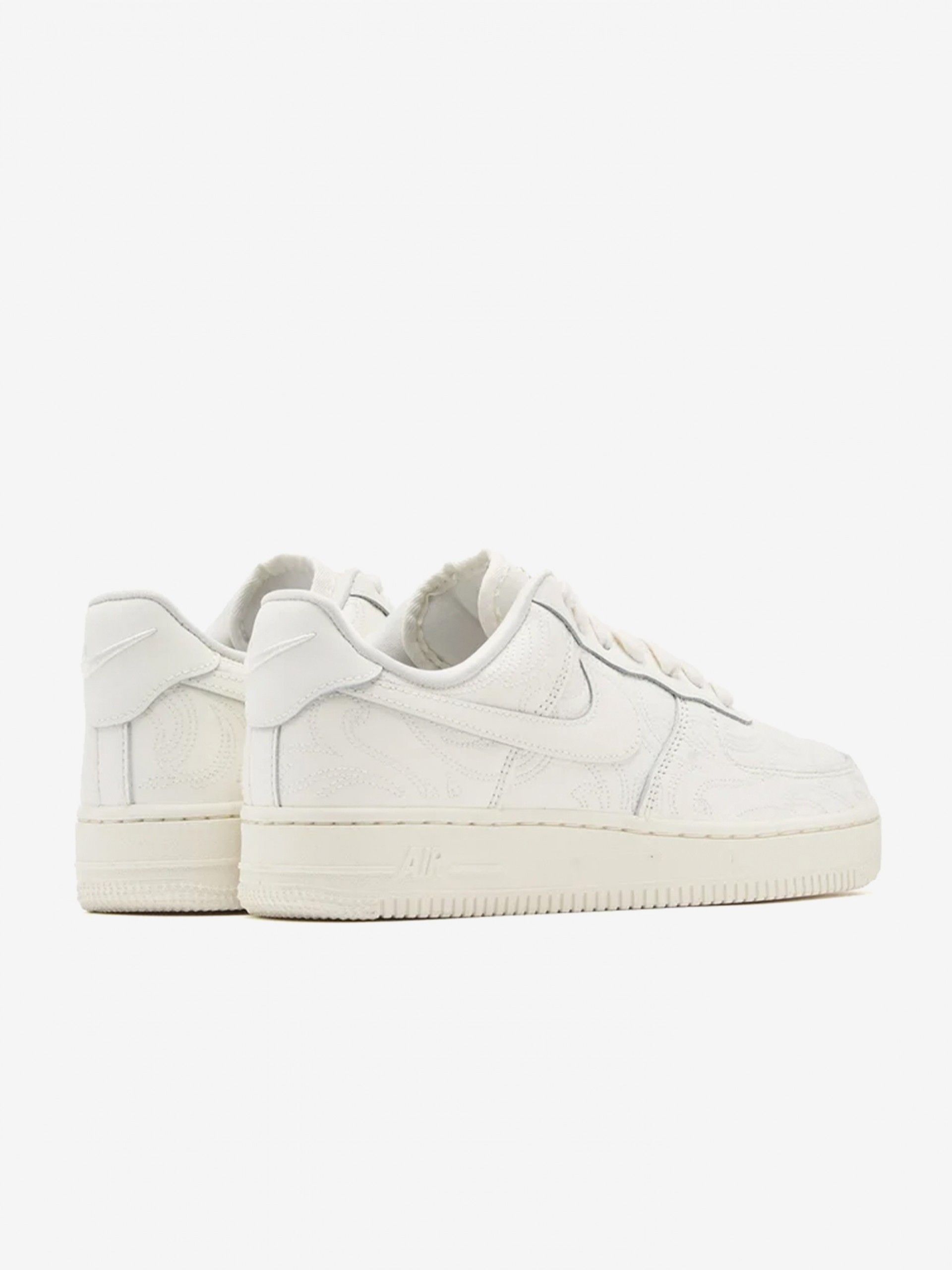 Sapatilhas Nike Air Force 1 07 Premium Bege Para Mulher