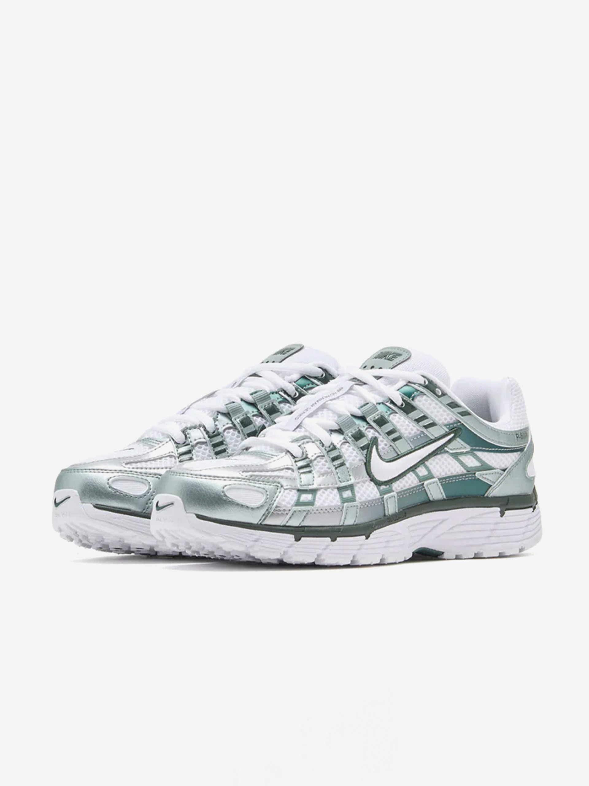 Sapatilhas Nike P-6000 Brancas e Verdes Para Mulher