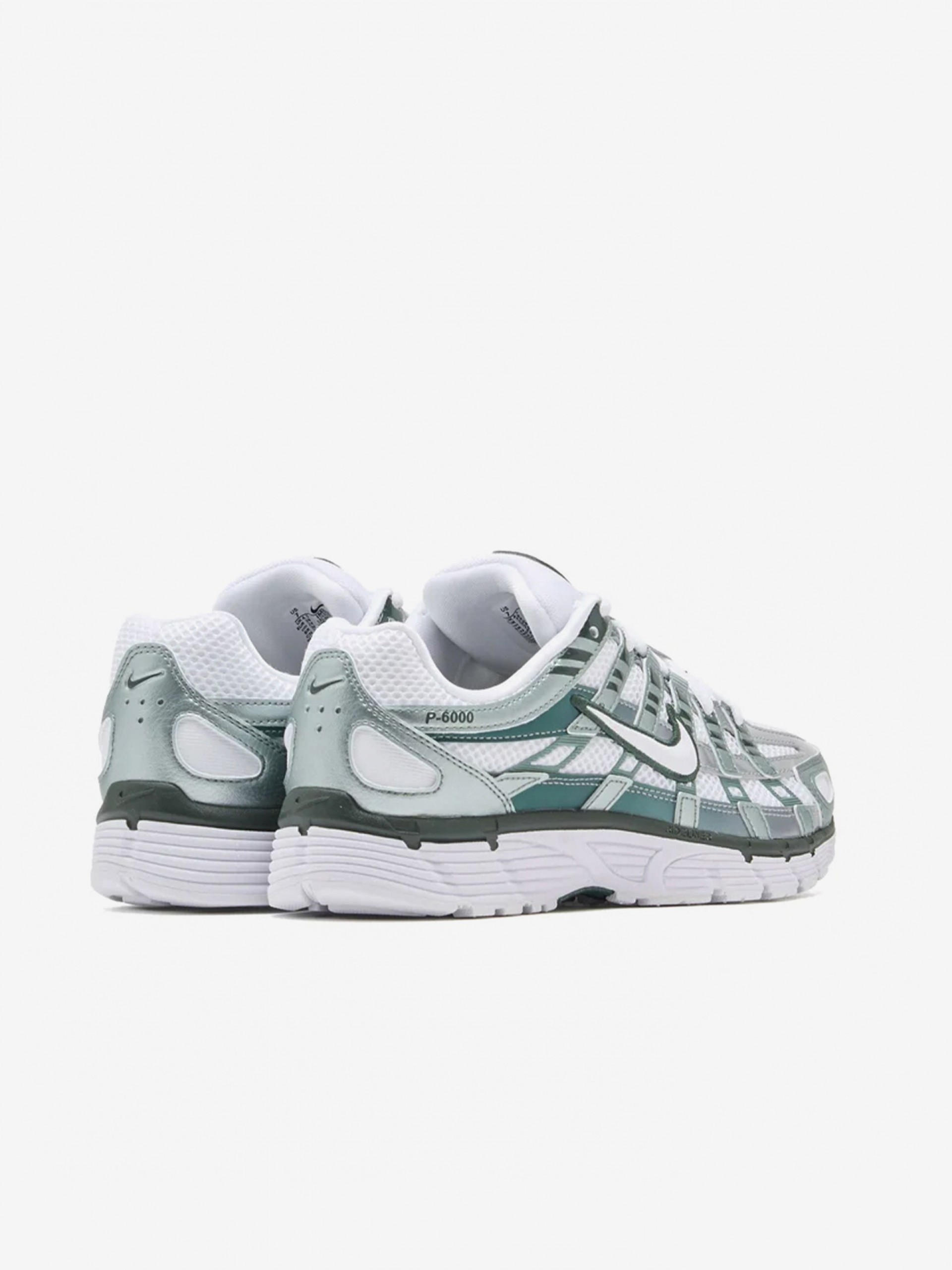 Sapatilhas Nike P-6000 Brancas e Verdes Para Mulher