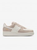 Sapatilhas Nike Air Force 1 07 Bege Para Mulher