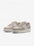 Sapatilhas Nike Air Force 1 07 Bege Para Mulher
