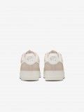 Sapatilhas Nike Air Force 1 07 Bege Para Mulher