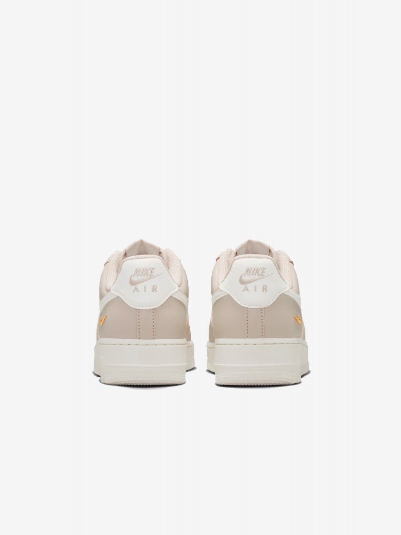 Sapatilhas Nike Air Force 1 07 Bege Para Mulher