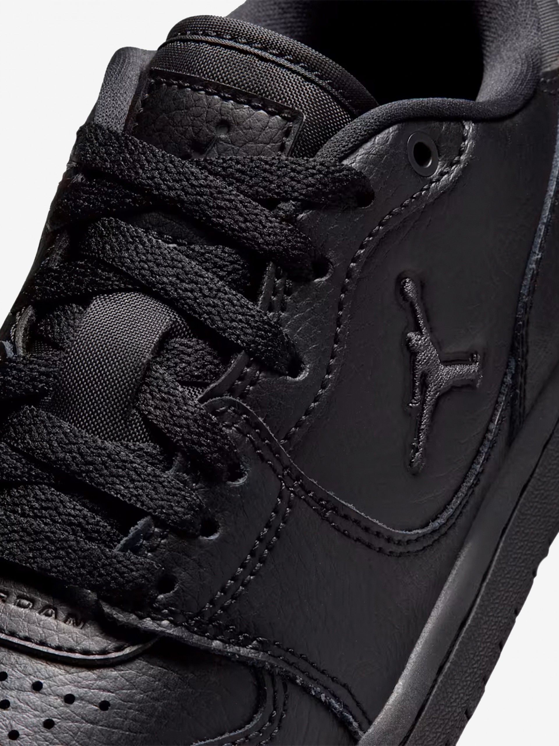 Nike Jordan Court Connect Low Black Junior Sneakers