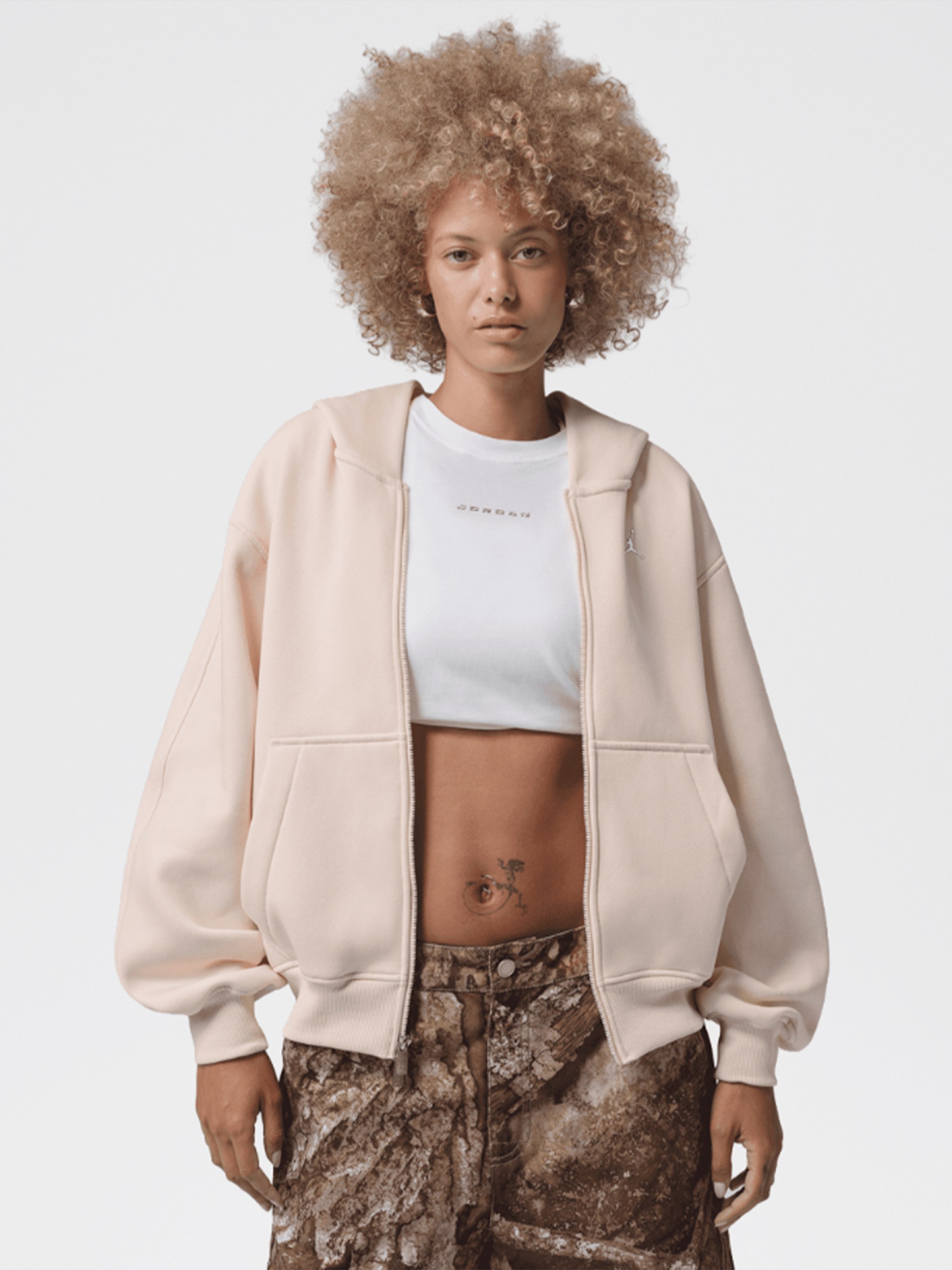 Chaqueta con Capucha Nike Jordan Brooklyn Oversized Beige Para Mujer