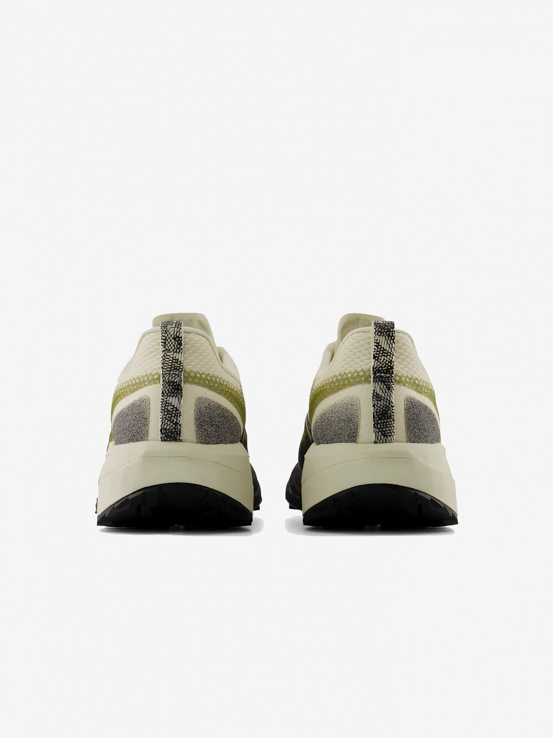 Sapatilhas de Trail New Balance FuelCell SuperComp v2 Bege e Verdes Para Homem