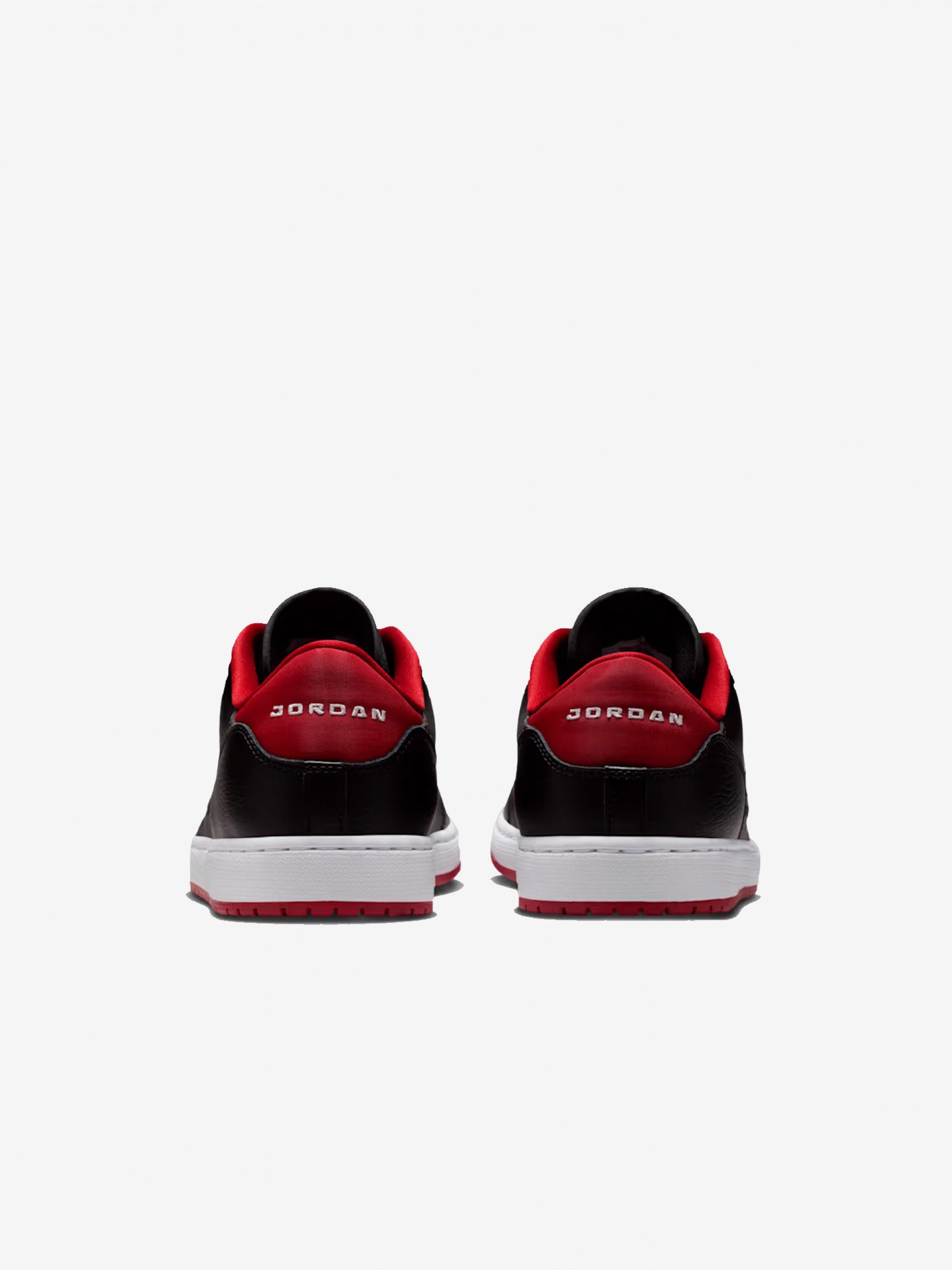 Sapatilhas Nike Jordan Court Connect Low Pretas e Vermelhas Para Homem