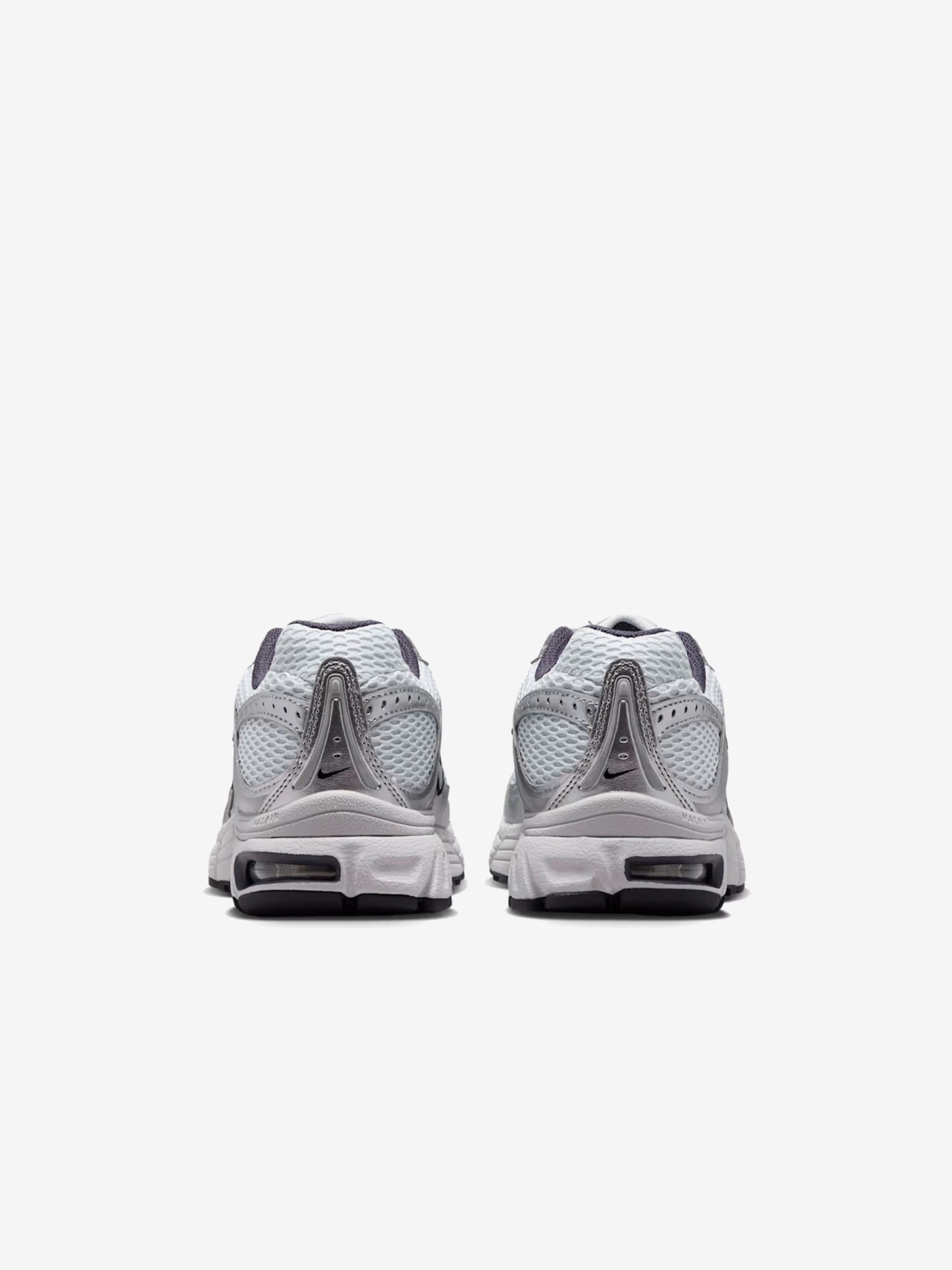 Sapatilhas Nike Air Max Moto 2K Brancas e Prateadas Para Mulher