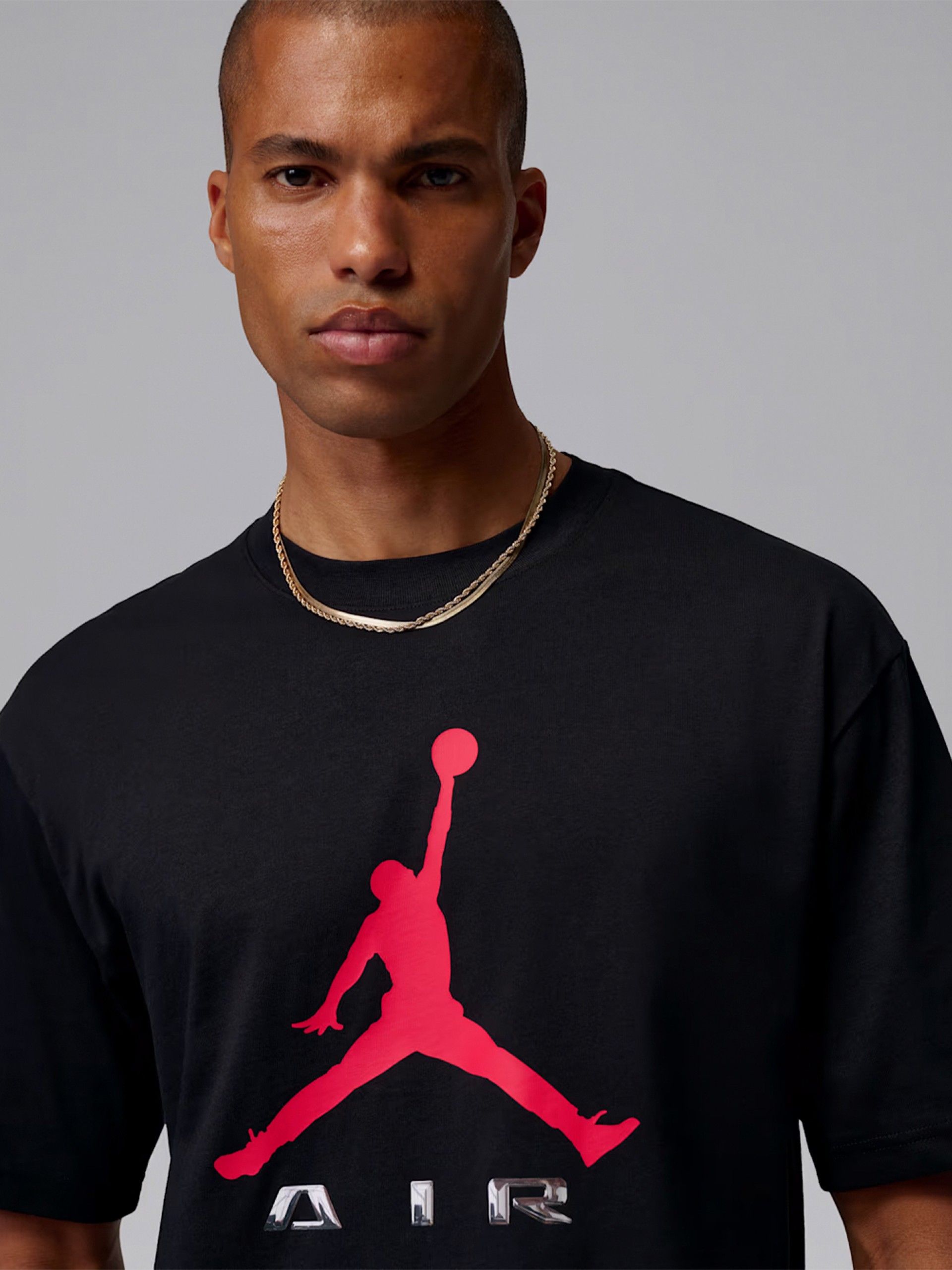Camiseta Nike Jordan Brooklyn Negra y Roja Para Hombre
