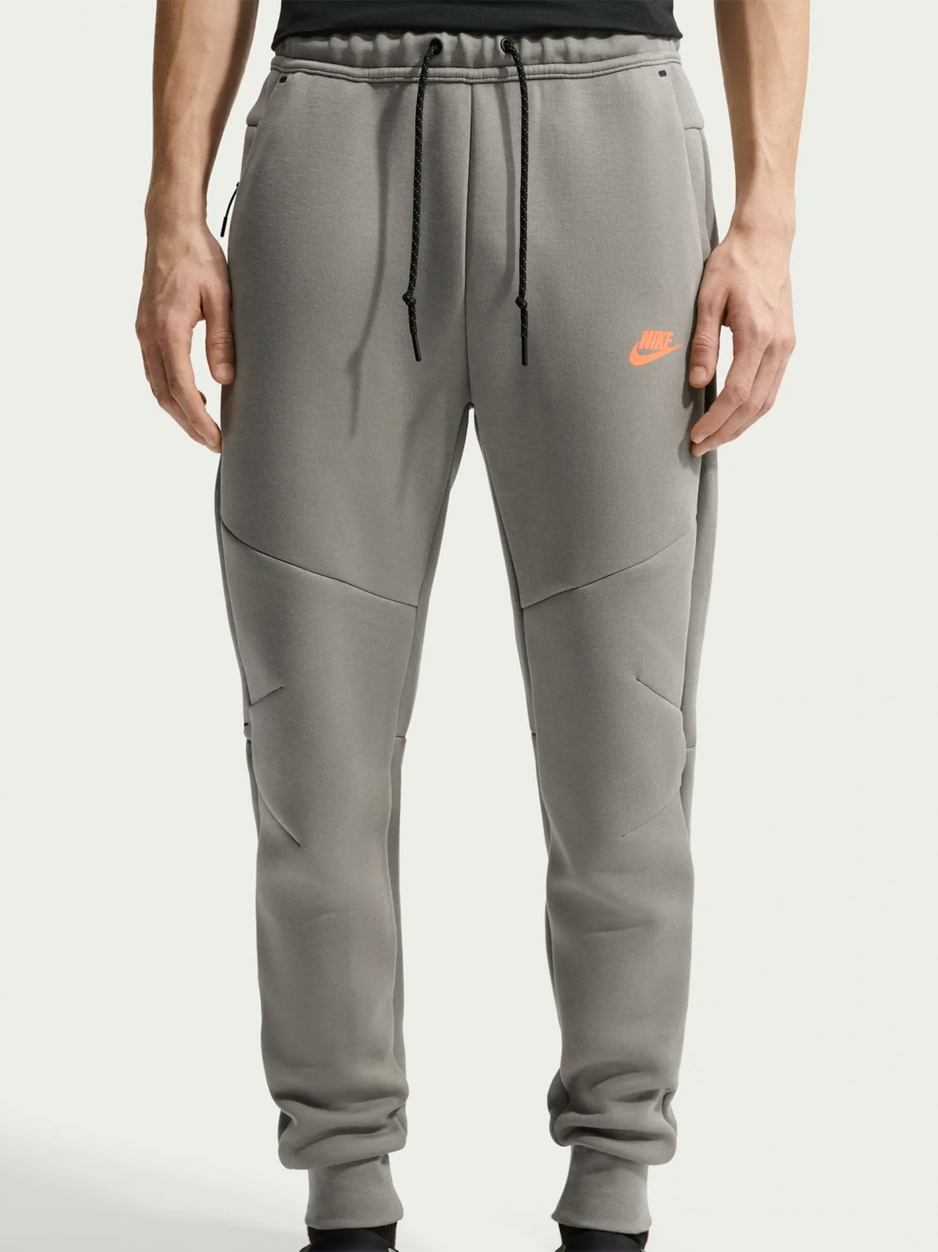 Nike Tech Fleece Slim Fit Green Trousers For Men