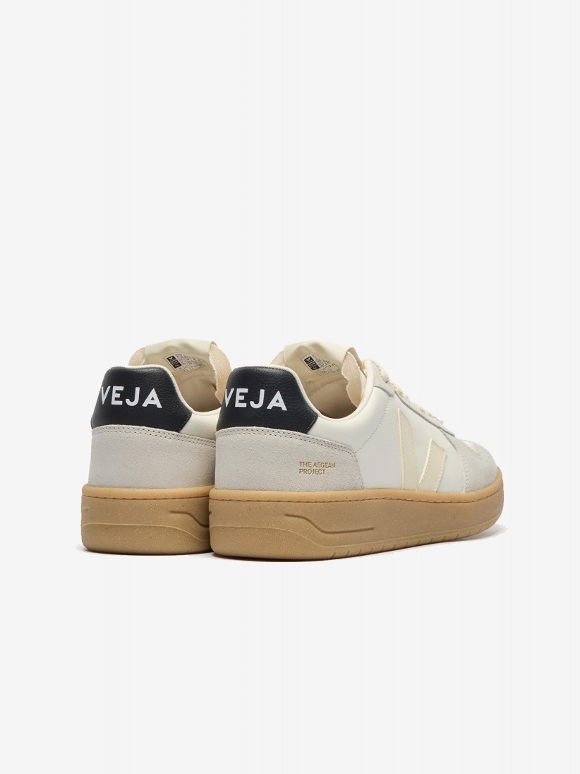Sapatilhas VEJA V-82 Grained Leather Bege e Cinzentas Sapatilhas VEJA V-82 Grained Leather Bege e Cinzentas