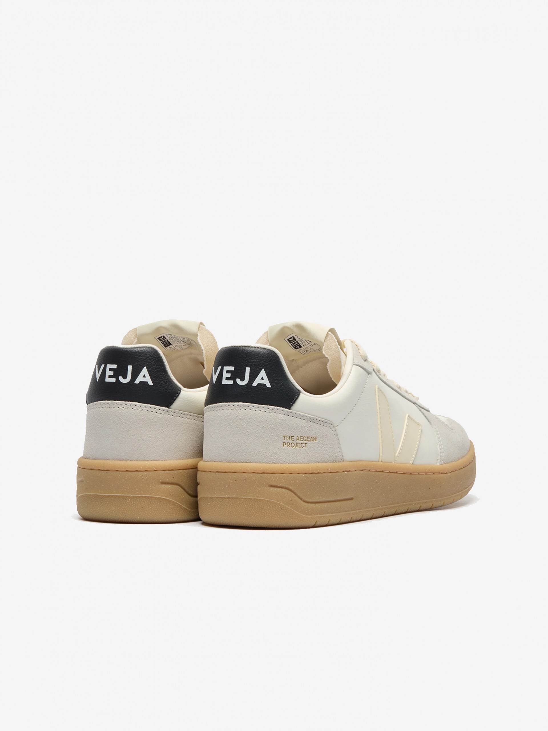 Zapatillas VEJA V-82 Grained Leather Beige y Grises