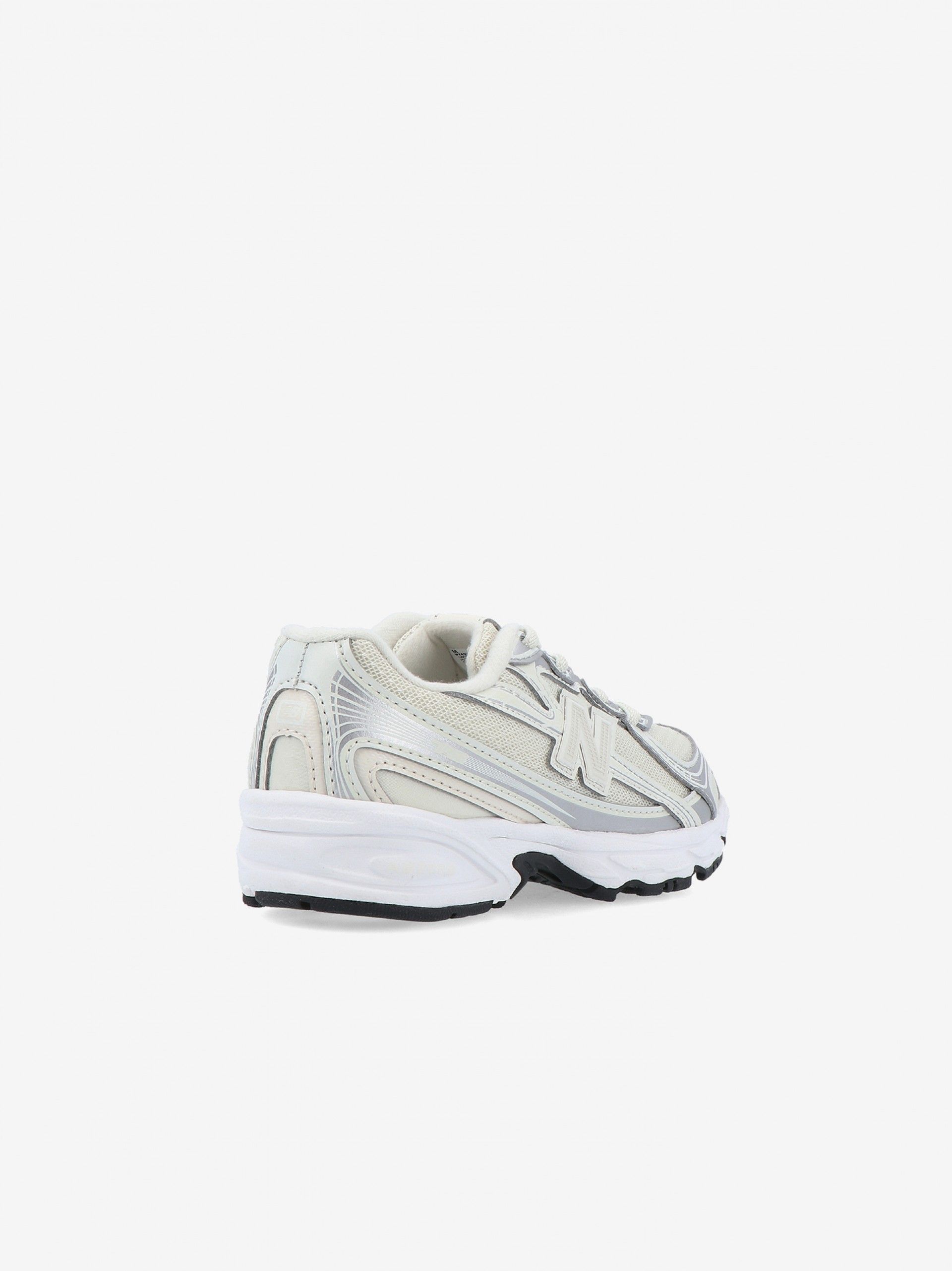 Zapatillas New Balance P740 V1 Beige y Grises