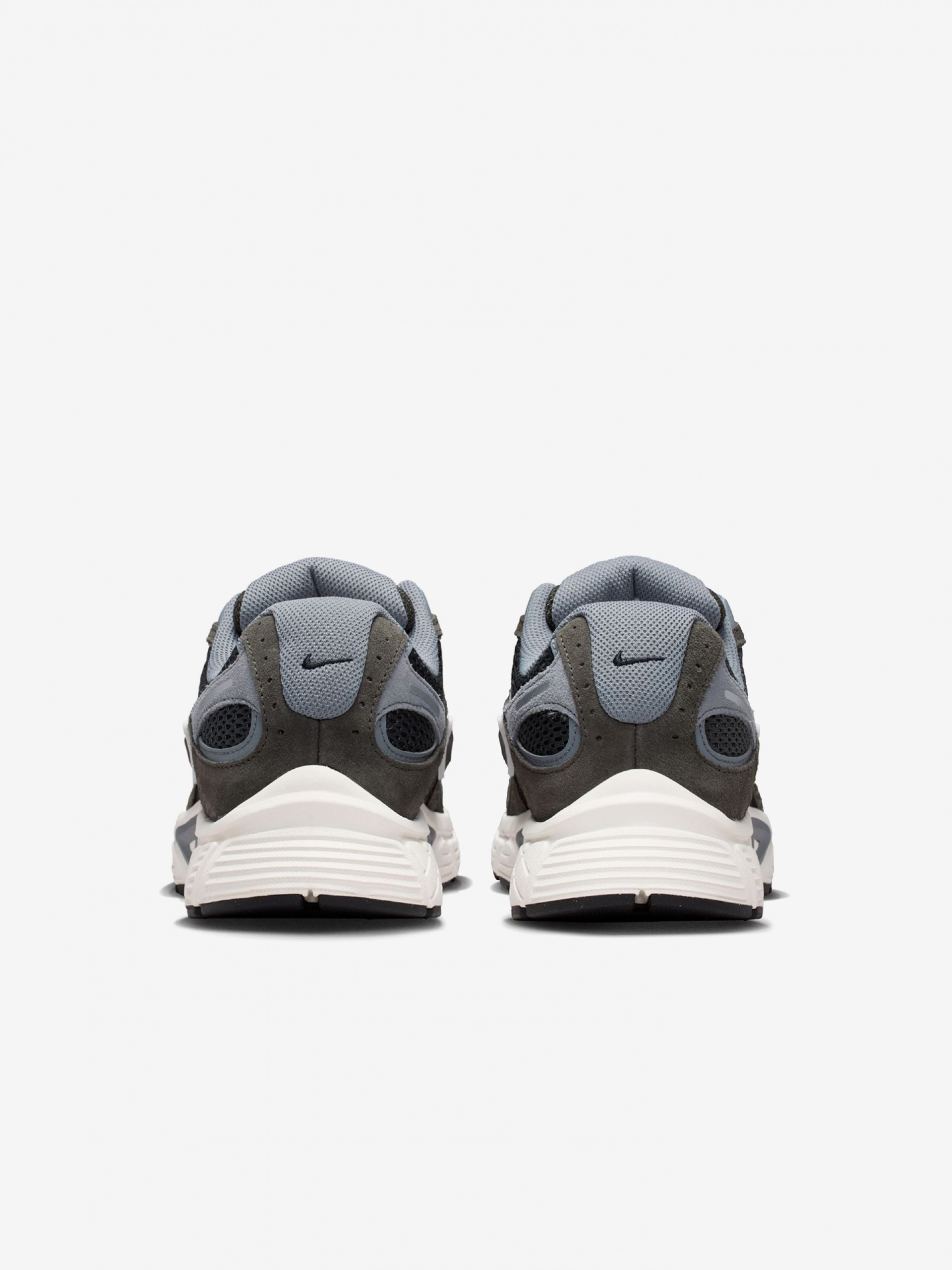 Sapatilhas Nike V5 RNR Cinzentas Com Camurça Para Homem