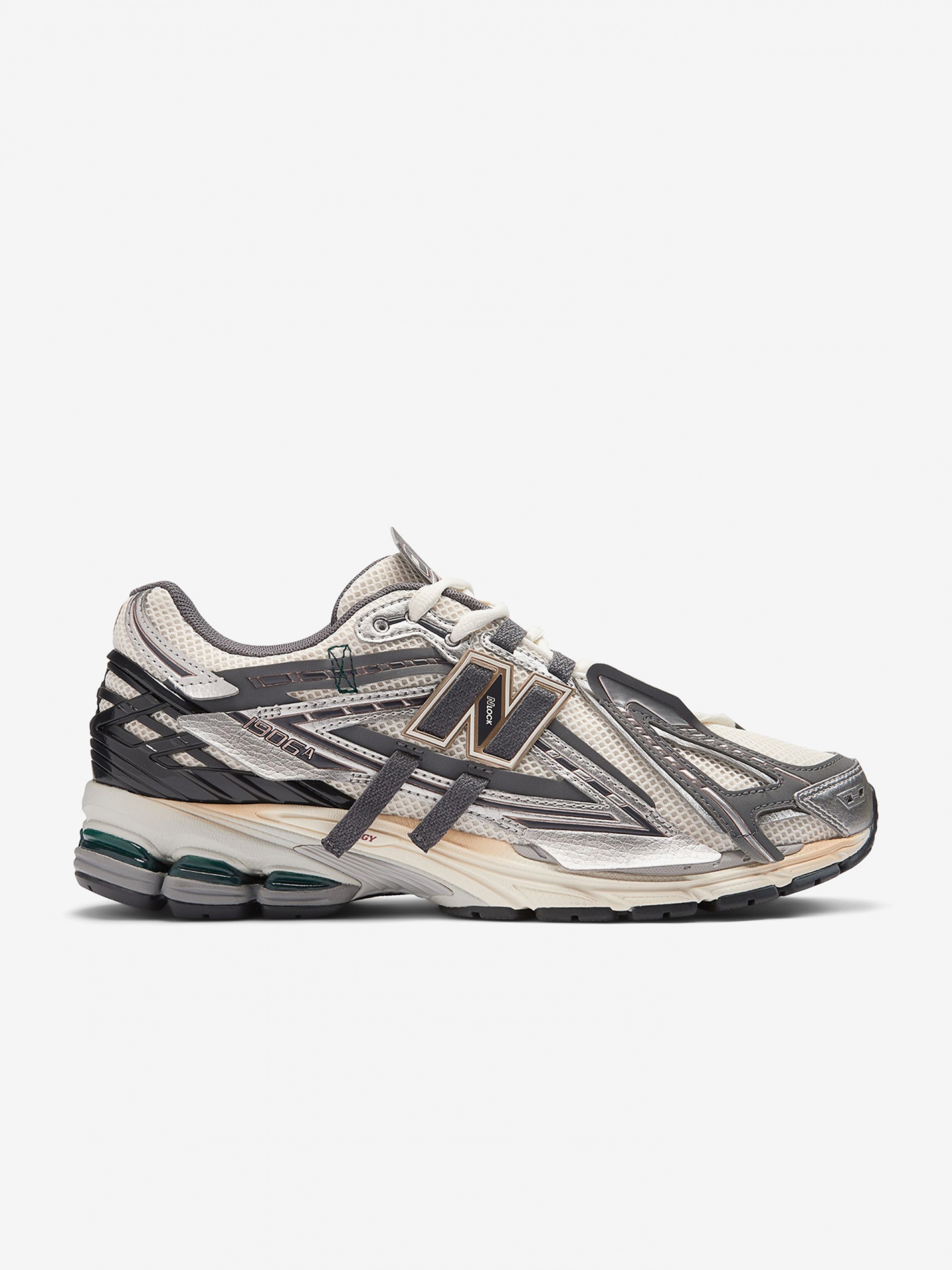 Zapatillas New Balance 1906A V1 Grises, Blancas y Plateadas