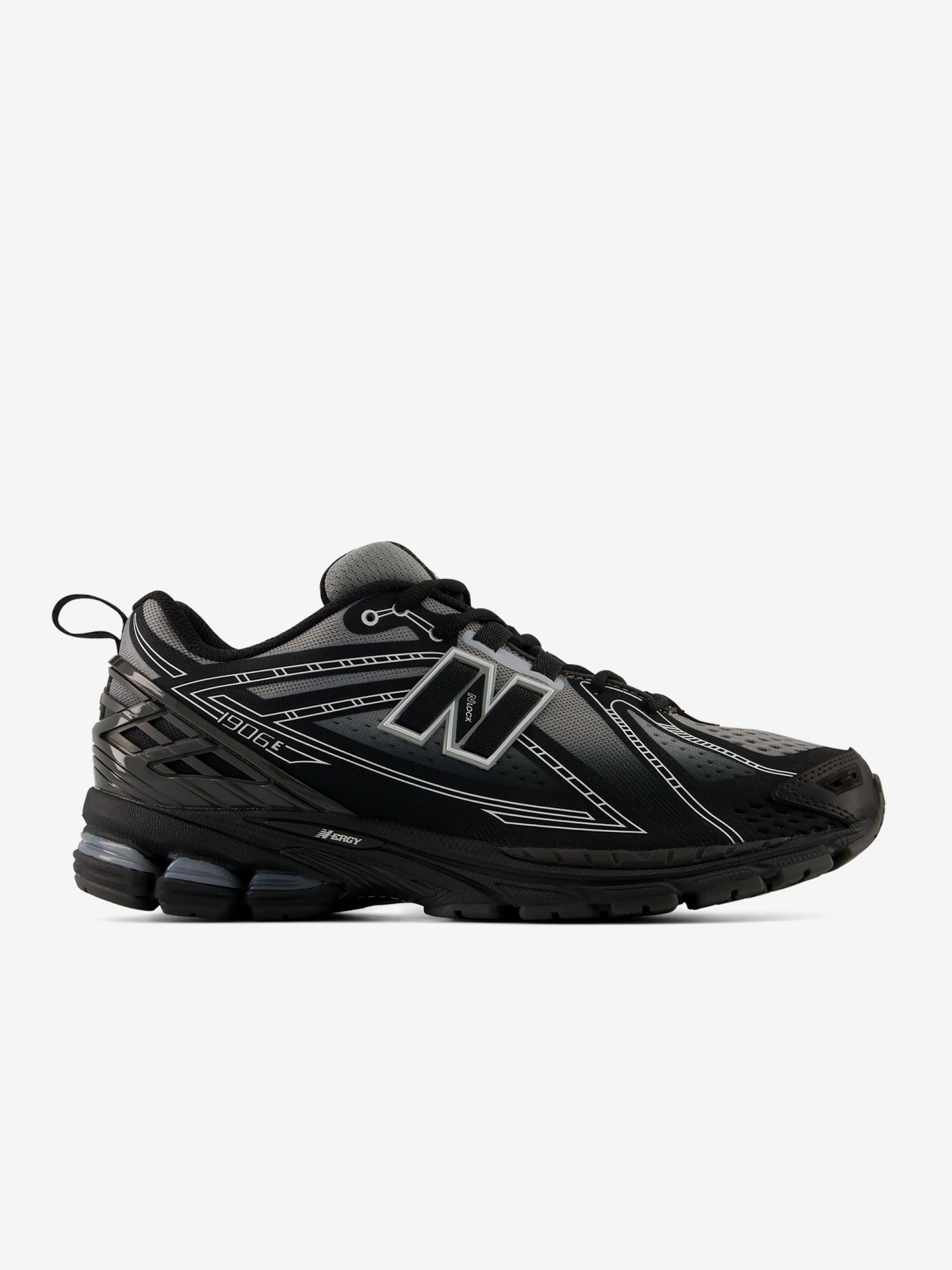 New Balance U1906E V1 Black and Grey Sneakers