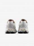 New Balance U9060 V1 Grey and Beige Sneakers New Balance U9060 V1 Grey and Beige Sneakers