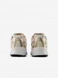 New Balance U740 V2 Beige and Golden Sneakers New Balance U740 V2 Beige and Golden Sneakers