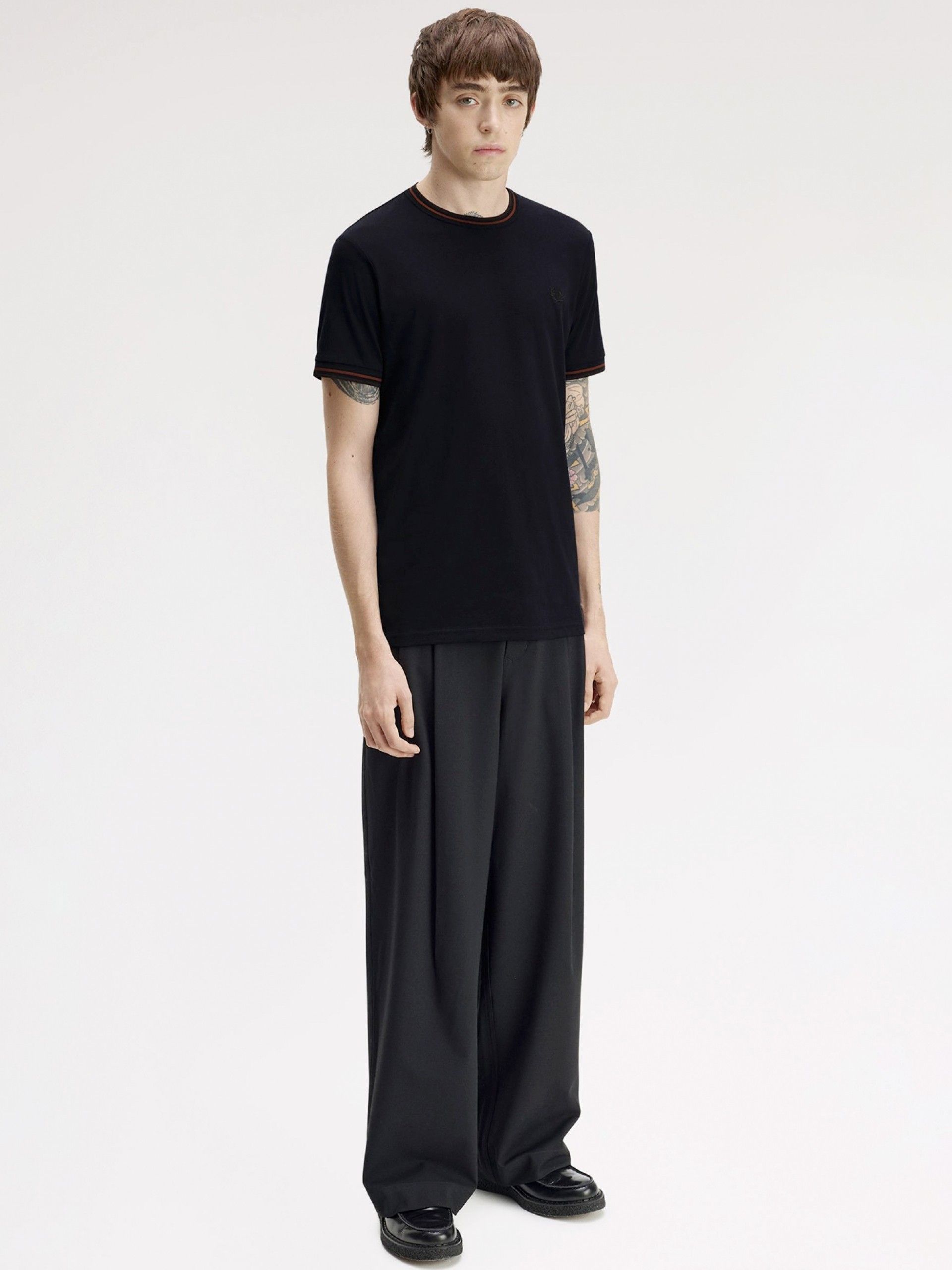 Camiseta Fred Perry Twin Tipped Azul Marino
